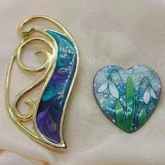 Vintage art green with Gold-toned brooches bundle - Picture 3 of 13